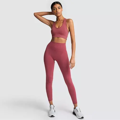 D_NQ_NP_632360-CBT68855312857_042023-O-ropa-deportiva-de-mujer-gym.webp